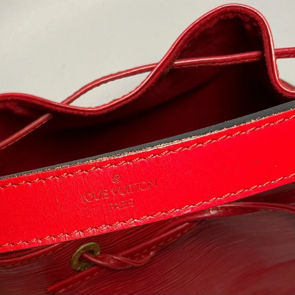 Louis Vuitton Petite Noe Bucket Bag Red Epi Leather